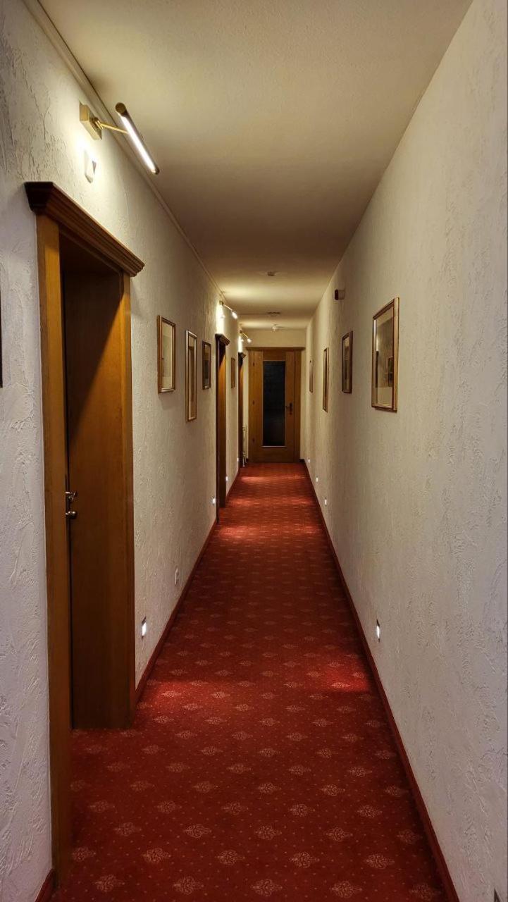 Hotel Batzenhaeusl Innsbruck Exterior foto
